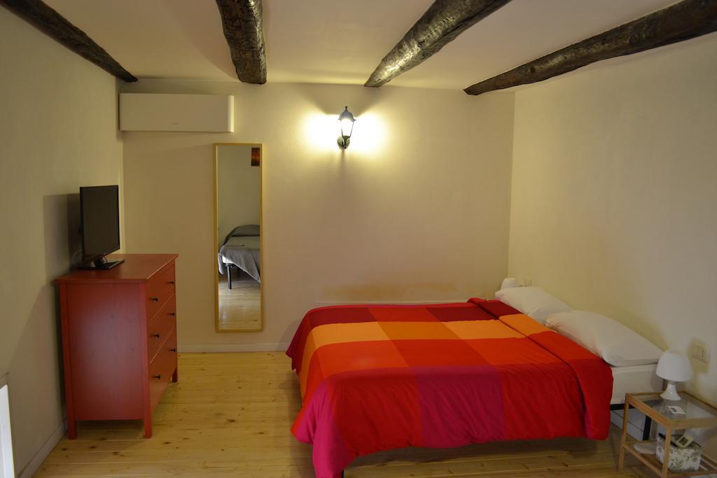 Monaciello Bed & Breakfast Napoli Cameră foto